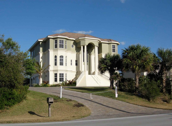 $2,999,000 oceanfront home
