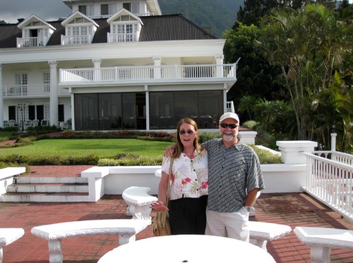 Mike & Andee at White house.JPG