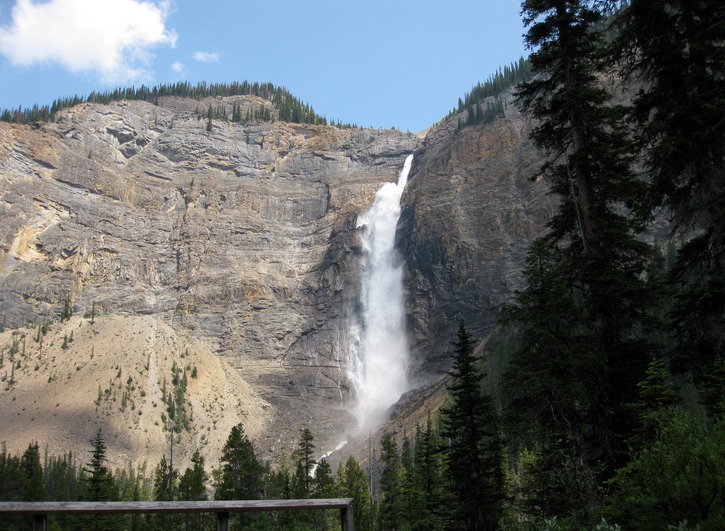 Takakkaw Falls